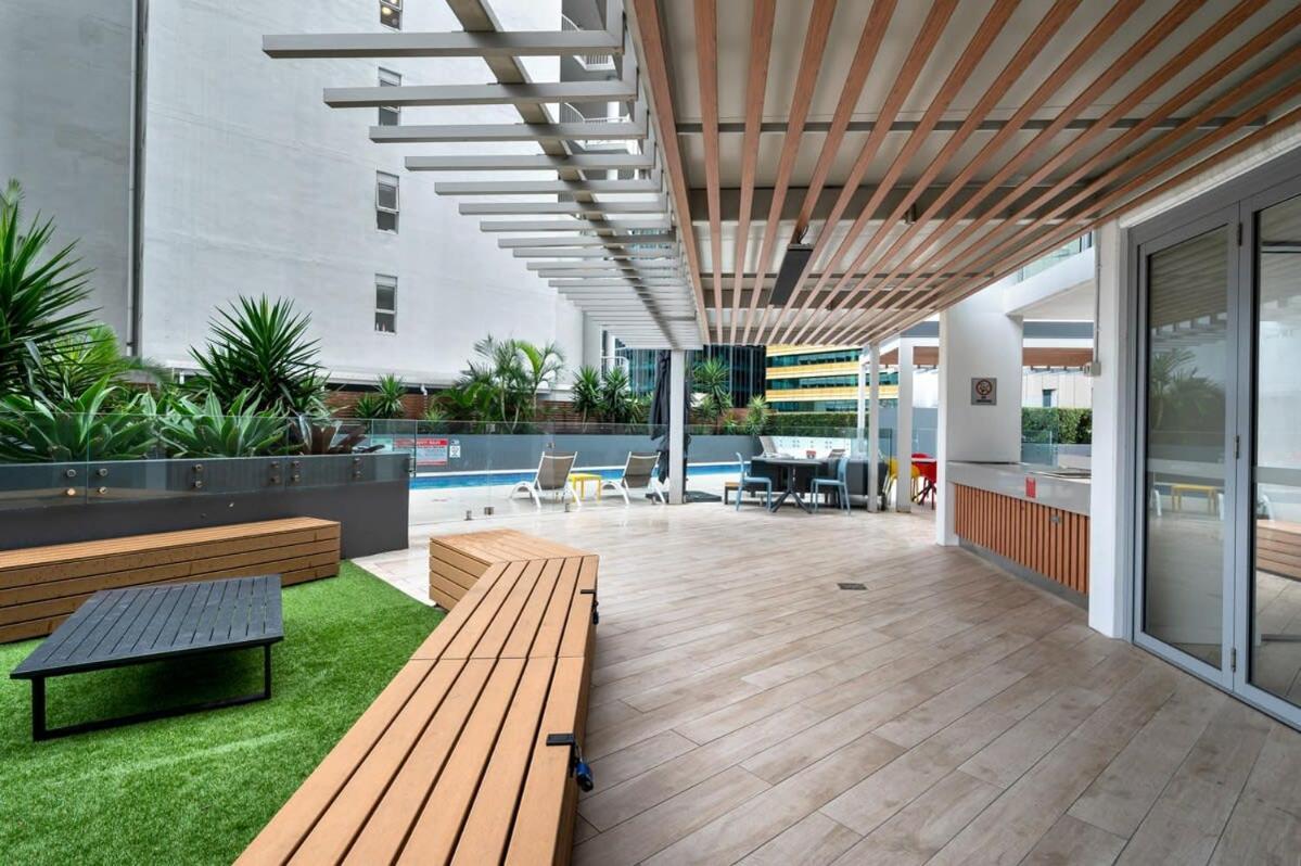 City Living - Brisbane River-View 2 Bedroom Apt Εξωτερικό φωτογραφία