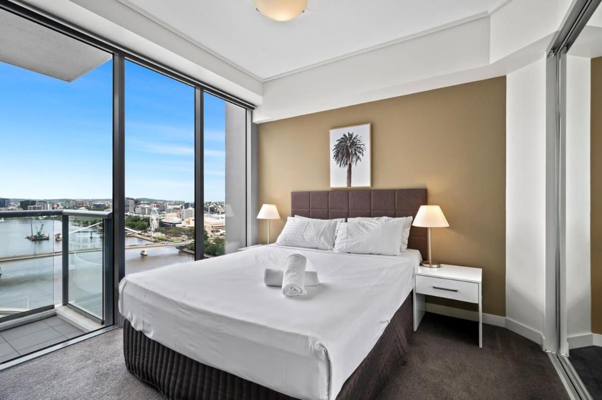 City Living - Brisbane River-View 2 Bedroom Apt Εξωτερικό φωτογραφία