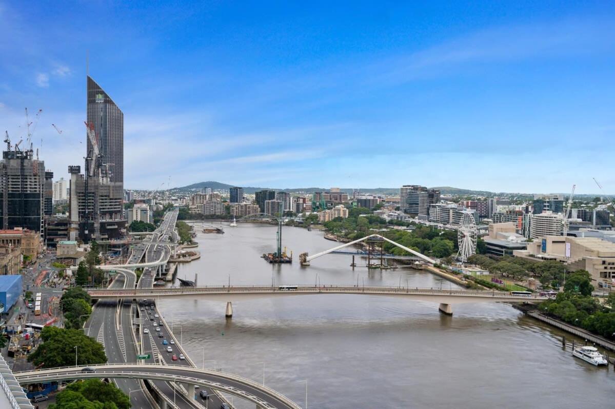 City Living - Brisbane River-View 2 Bedroom Apt Εξωτερικό φωτογραφία